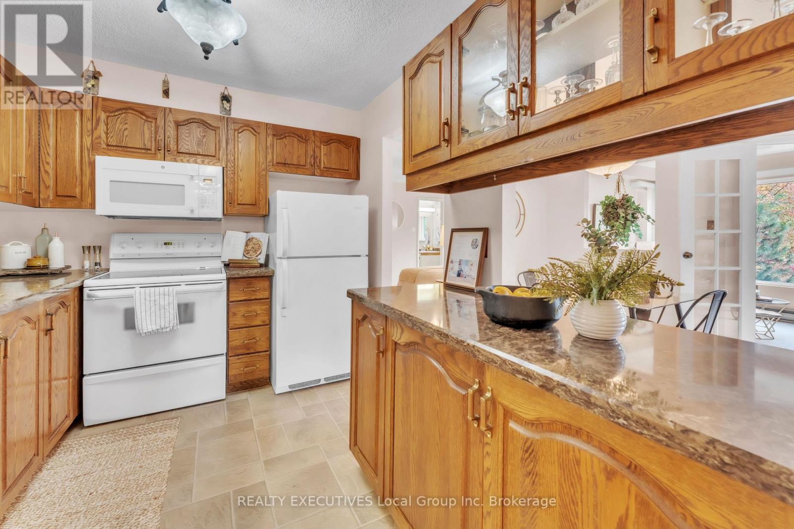203 - 116 Blair Street, North Bay, Ontario  P1A 4E6 - Photo 8 - X12455052