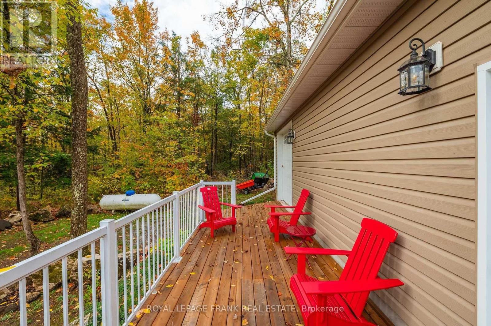 25 Lakeland Avenue, Trent Lakes, Ontario  K0L 1J0 - Photo 34 - X12454715