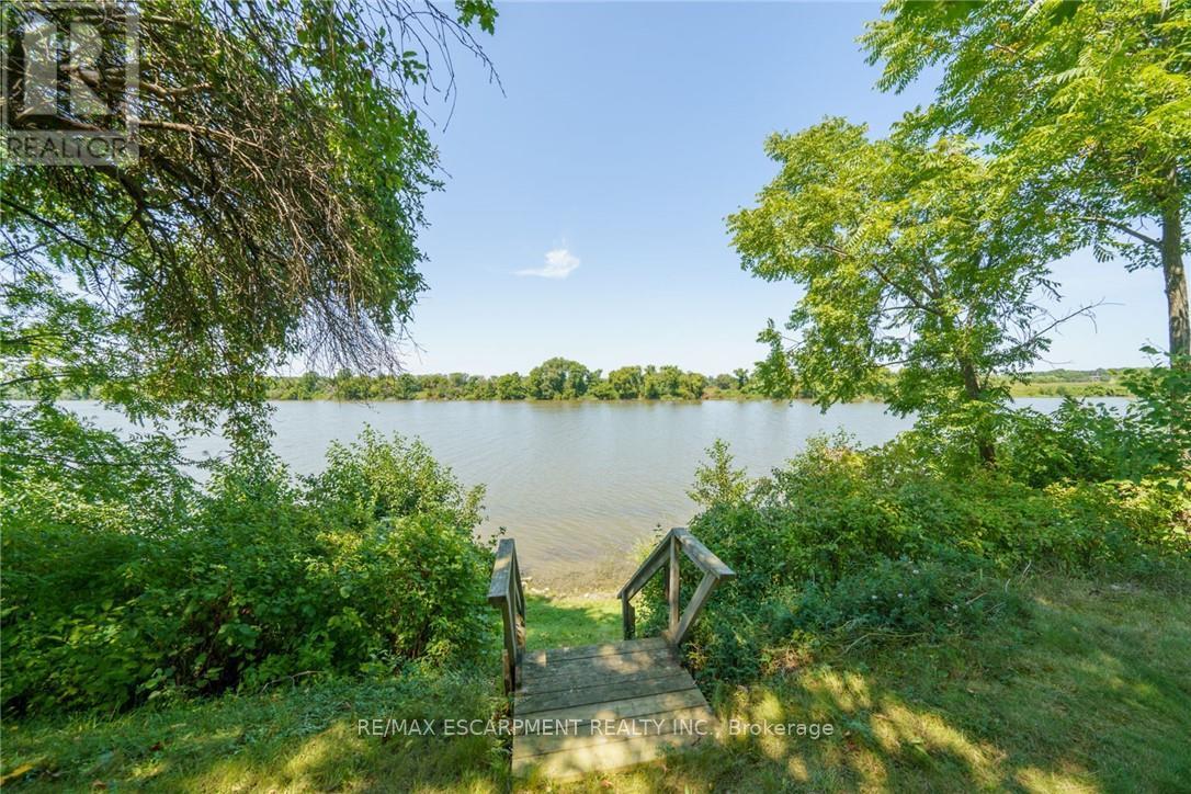 1042 River Road, Haldimand, Ontario  N0A 1E0 - Photo 34 - X12454869