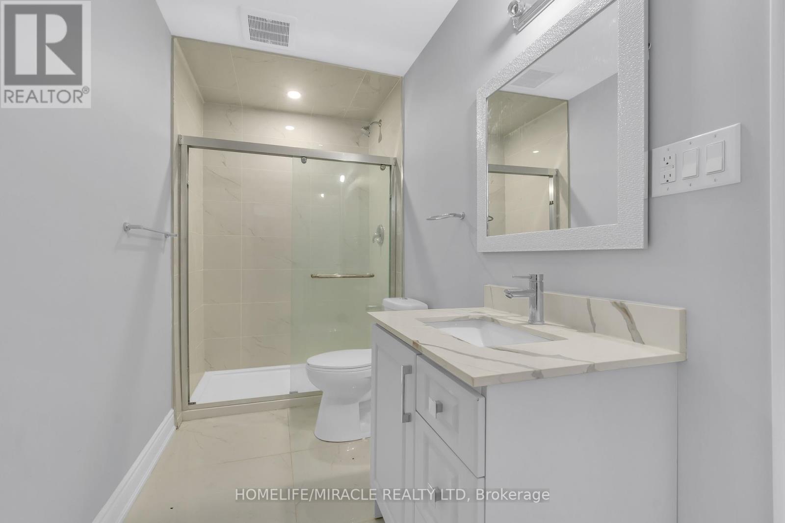 389 Lyle Street, London East, Ontario  N5W 3R6 - Photo 9 - X12454905