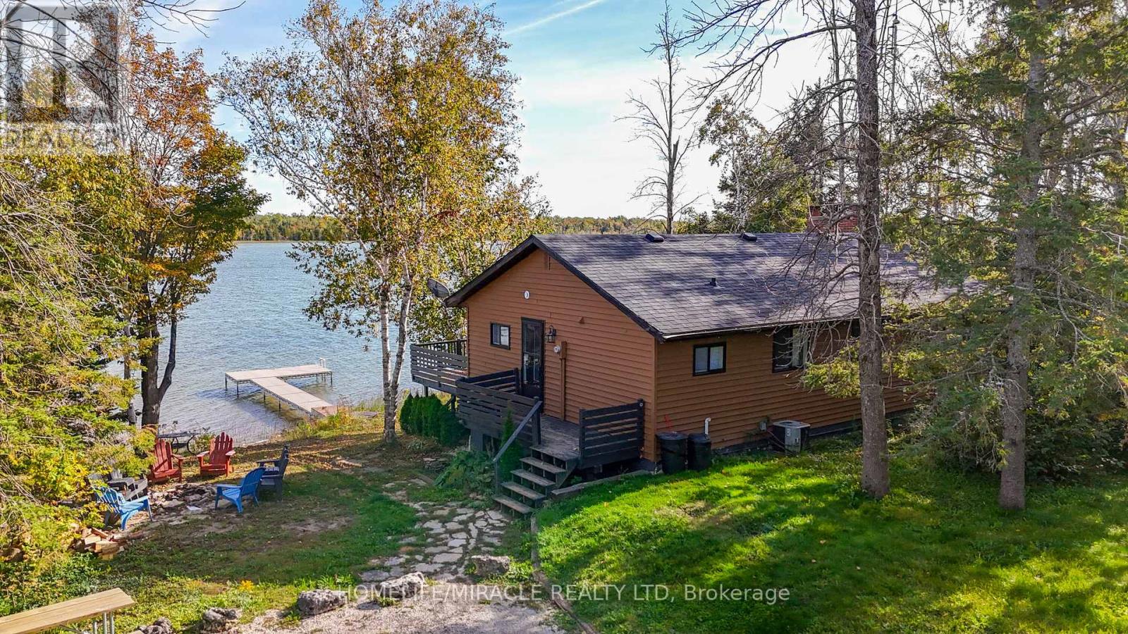 68 Miller Lake Shore Road, Northern Bruce Peninsula, Ontario  N0H 1Z0 - Photo 3 - X12454909