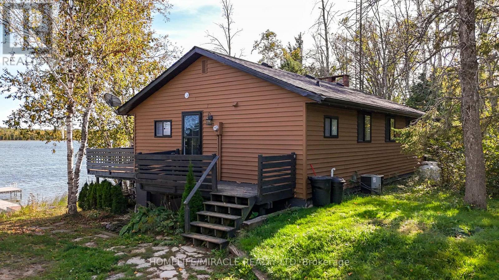 68 Miller Lake Shore Road, Northern Bruce Peninsula, Ontario  N0H 1Z0 - Photo 5 - X12454909