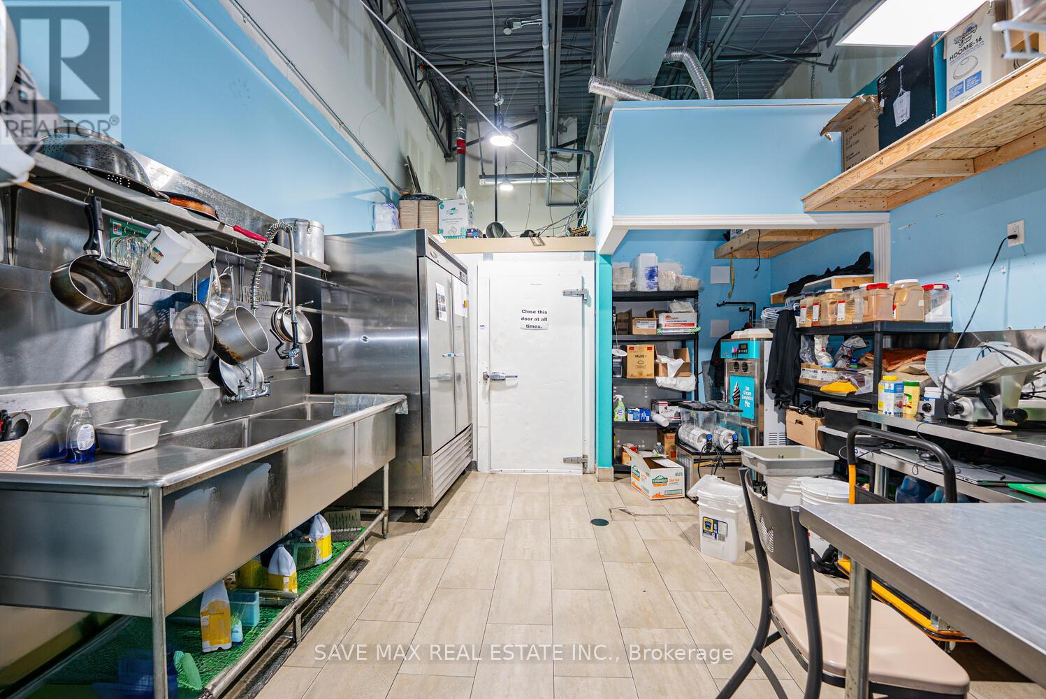4 - 675 Rymal Road E, Hamilton, Ontario  L8W 1B5 - Photo 25 - X12454929