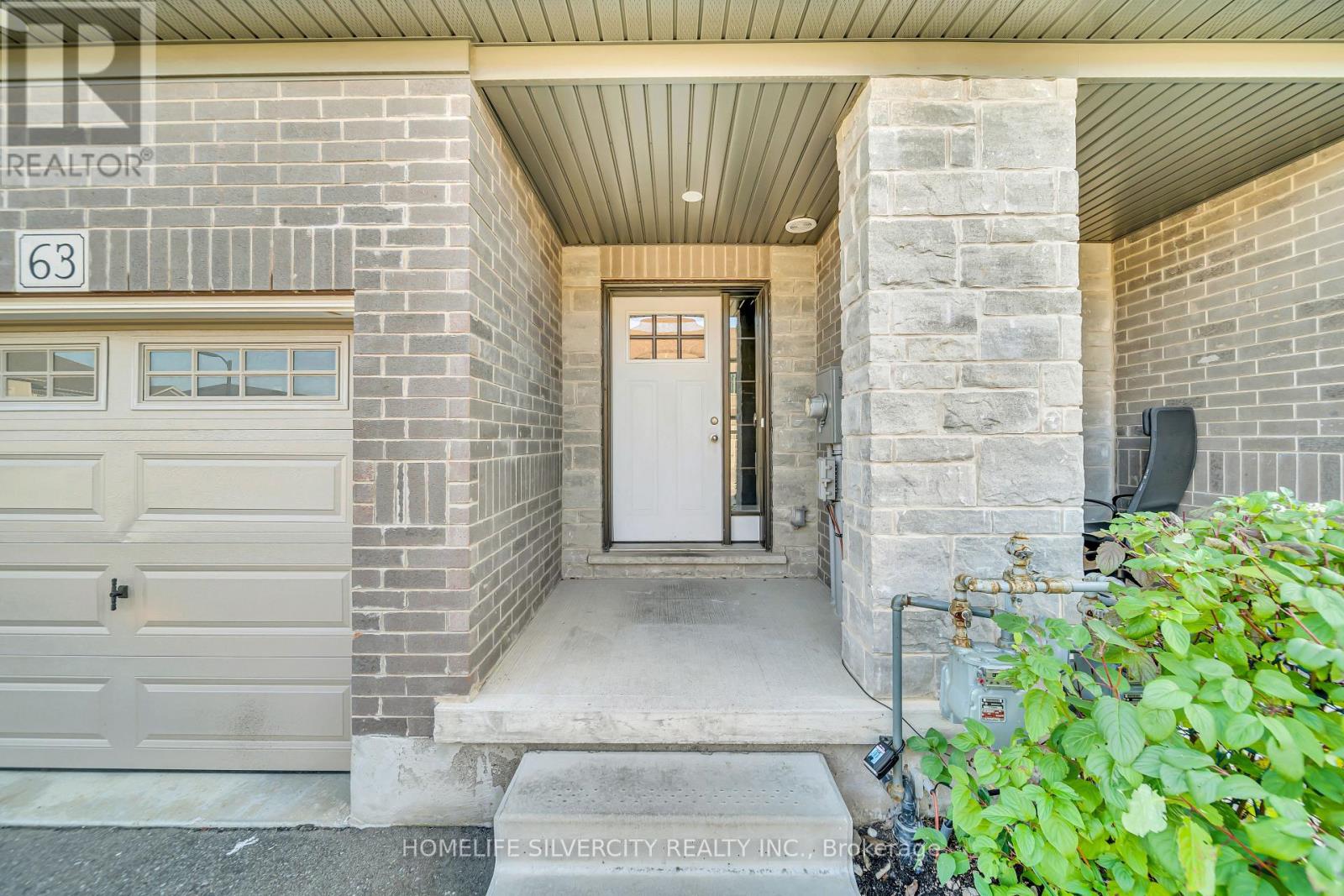63 - 135 Hardcastle Drive, Cambridge, Ontario  N1S 0B6 - Photo 2 - X12454961