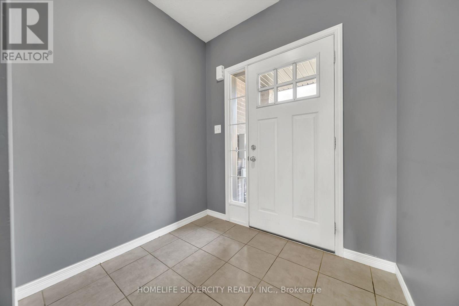 63 - 135 Hardcastle Drive, Cambridge, Ontario  N1S 0B6 - Photo 4 - X12454961