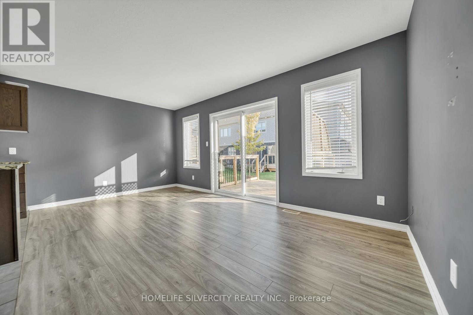 63 - 135 Hardcastle Drive, Cambridge, Ontario  N1S 0B6 - Photo 7 - X12454961