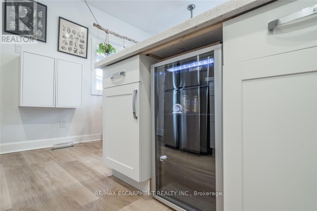 48 Frederick Avenue, Hamilton, Ontario  L8H 4K4 - Photo 15 - X12454962