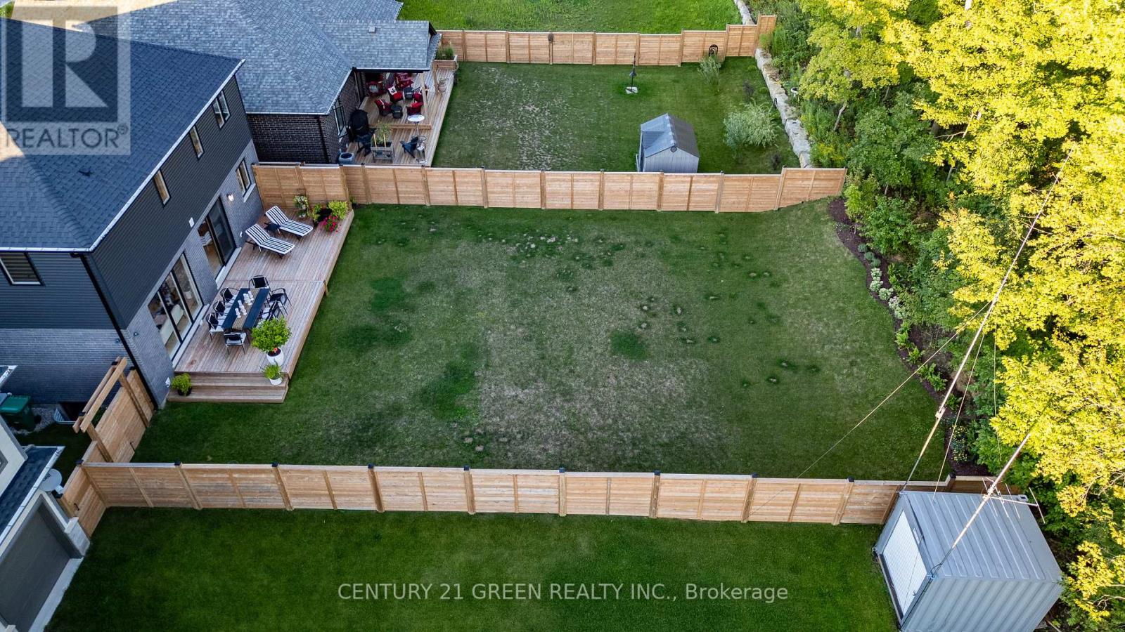 83 Optimist Drive, Southwold, Ontario  N5P 0G3 - Photo 41 - X12454983