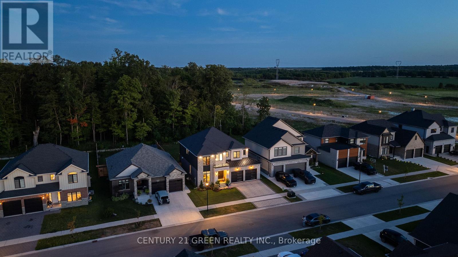83 Optimist Drive, Southwold, Ontario  N5P 0G3 - Photo 47 - X12454983