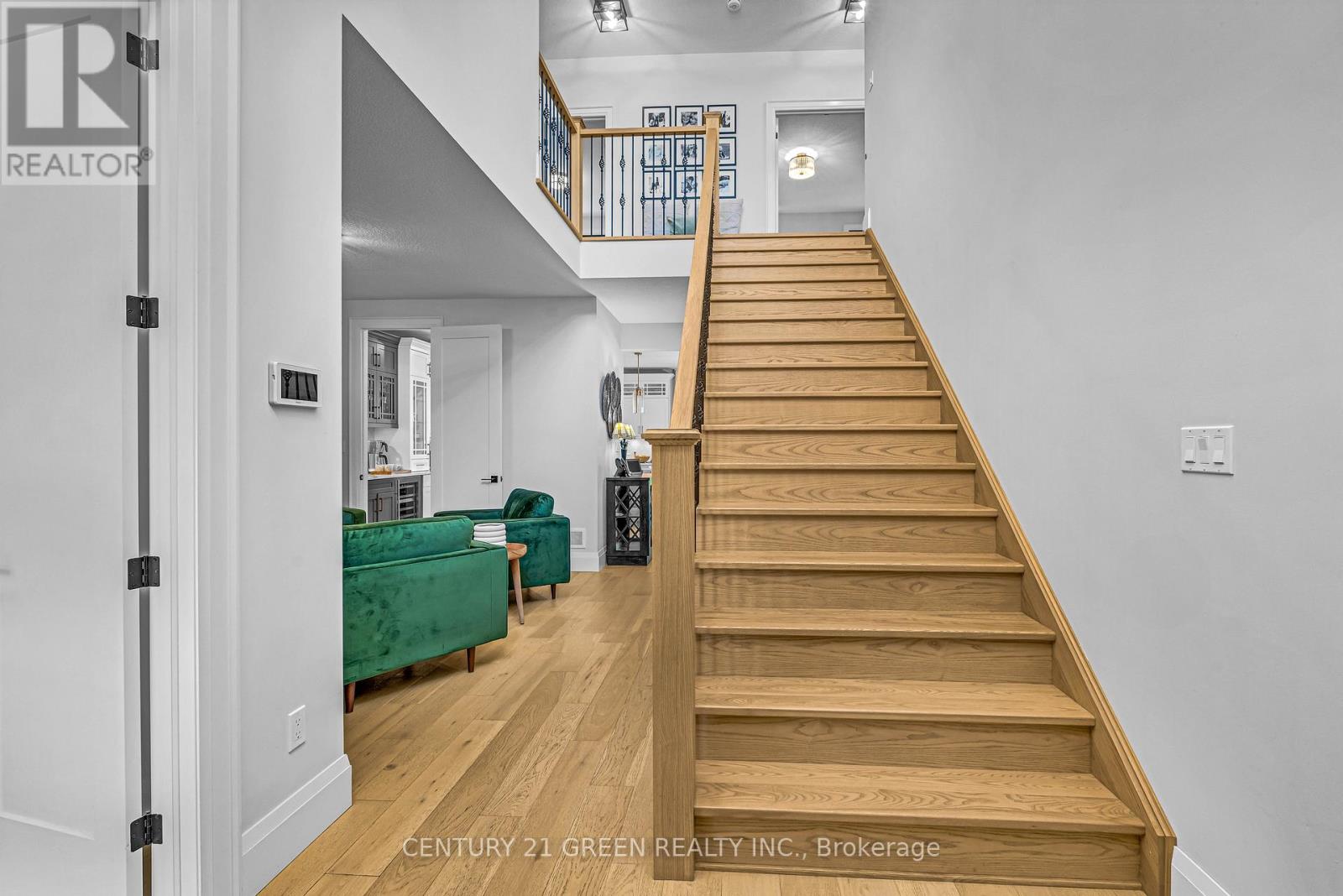 83 Optimist Drive, Southwold, Ontario  N5P 0G3 - Photo 8 - X12454983