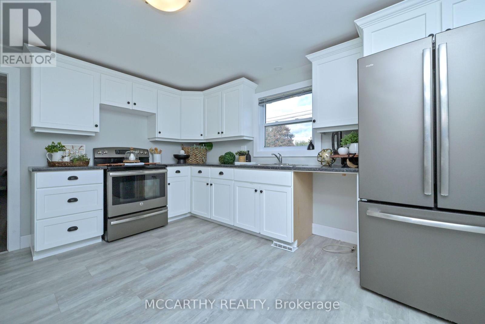 180 Artemesia  Street N, Southgate, Ontario  N0C 1B0 - Photo 16 - X12454989