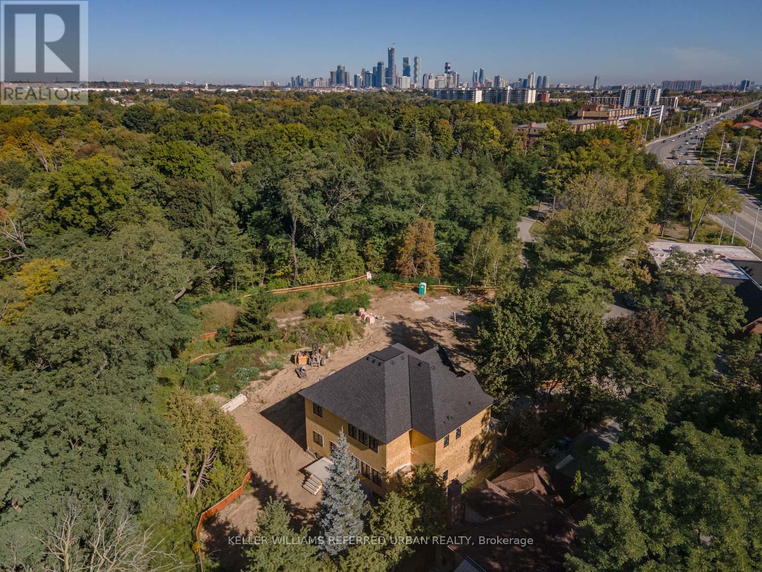 1429 Dundas Crescent, Mississauga, Ontario  L5C 1E8 - Photo 7 - W12454827