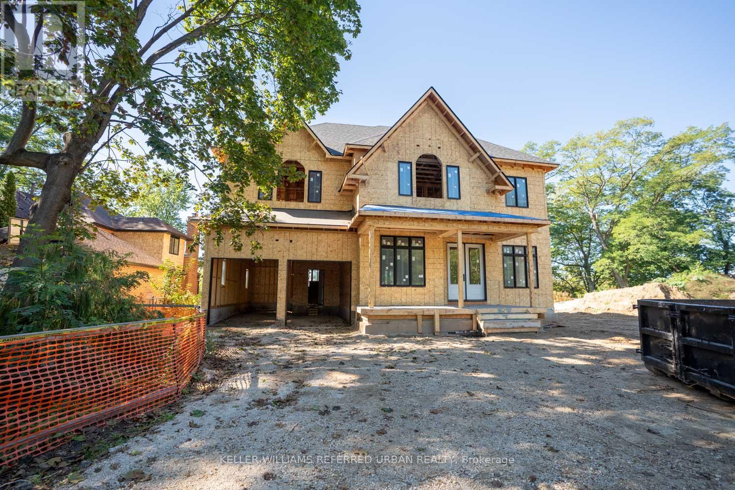 1429 Dundas Crescent, Mississauga, Ontario  L5C 1E8 - Photo 8 - W12454827