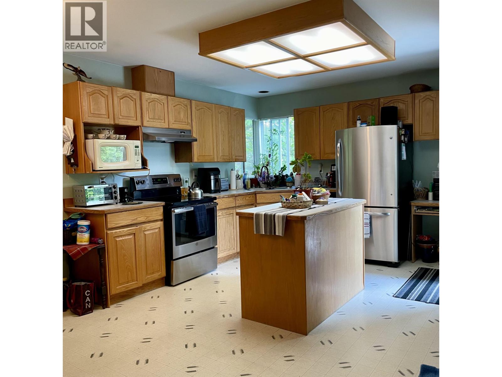 21854 Lougheed Highway, Maple Ridge, British Columbia  V2X 2S3 - Photo 9 - R3057170