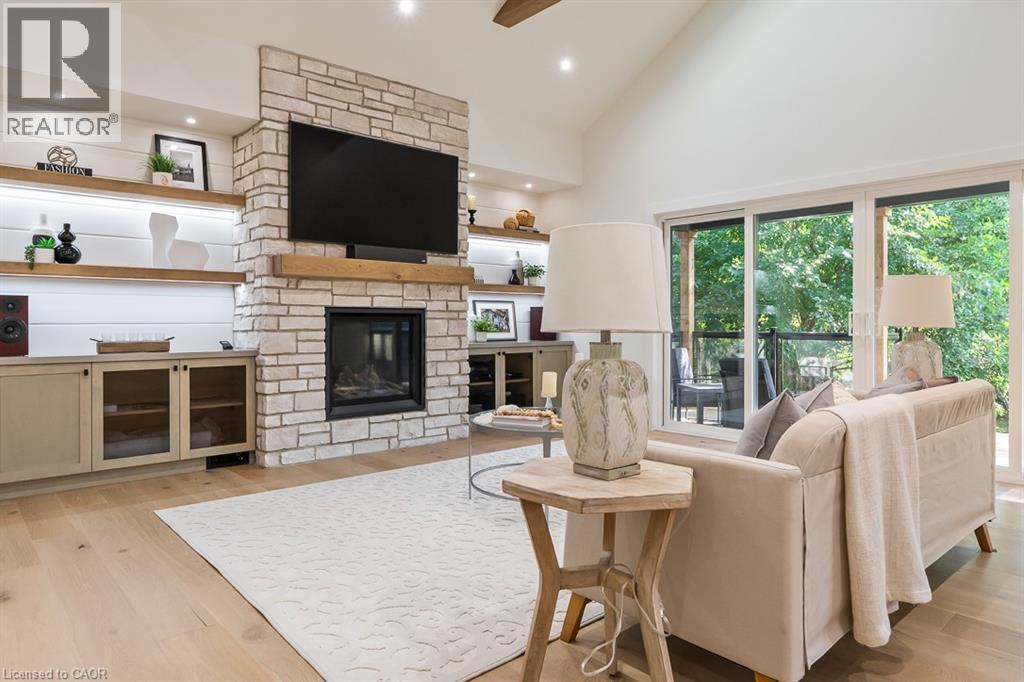 2282 Fairleigh Place, Burlington, Ontario  L7R 1G7 - Photo 6 - 40777627