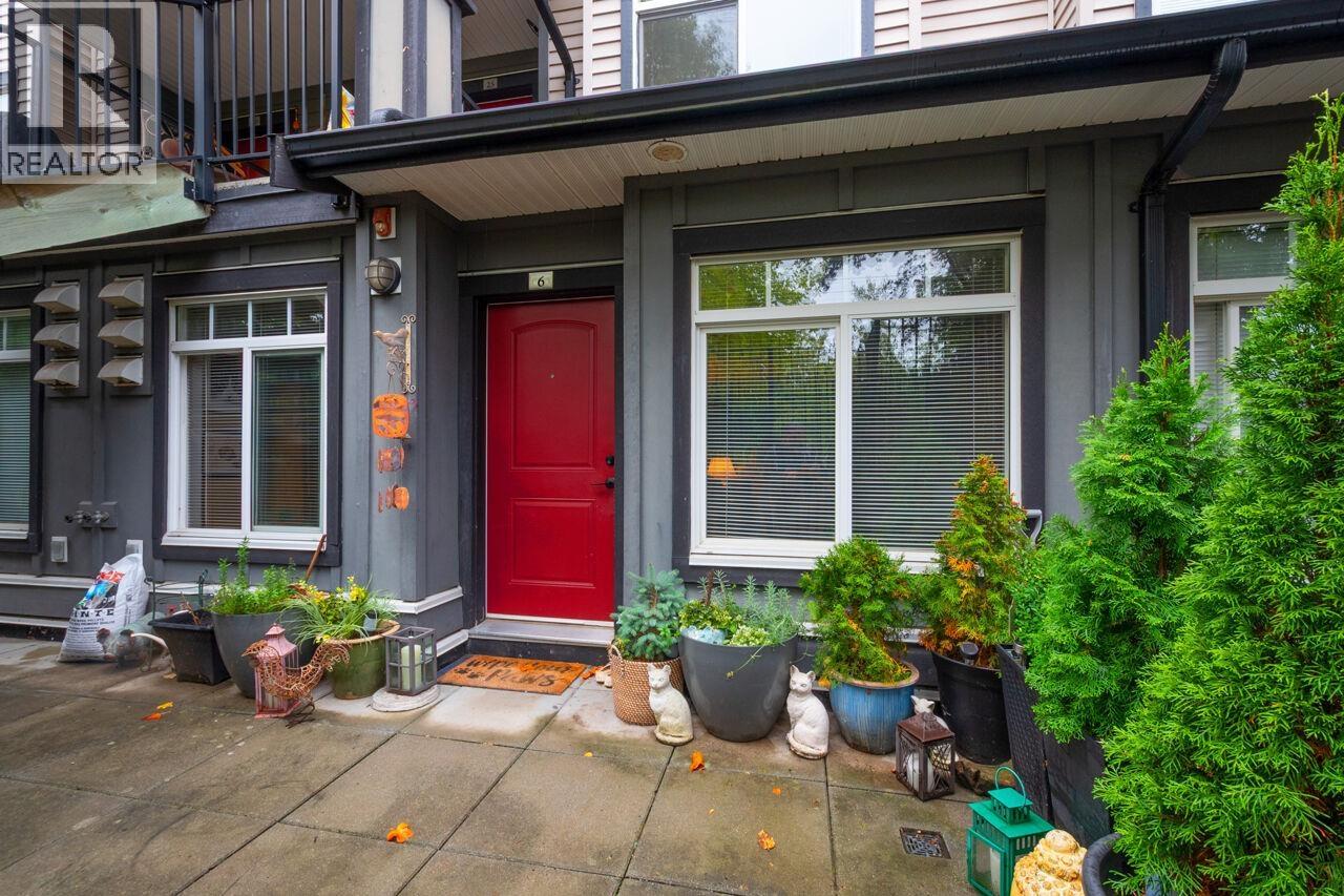 6 7428 E 14TH AVENUE, Burnaby, British Columbia