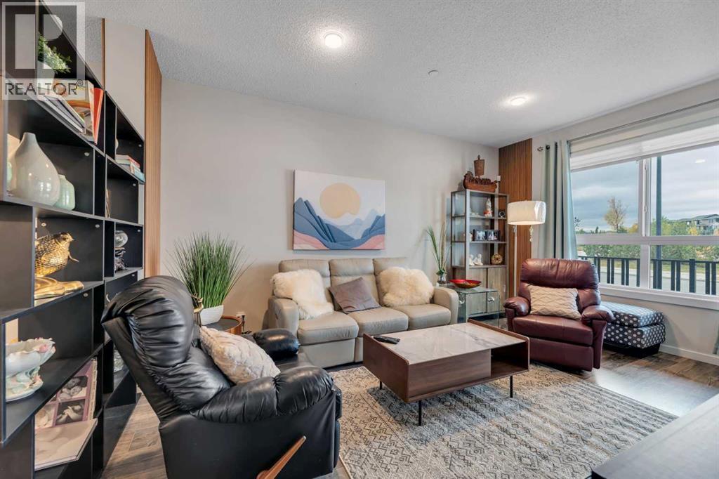 784 Livingston Hill Ne, Calgary, Alberta  T3P 1K4 - Photo 3 - A2262591