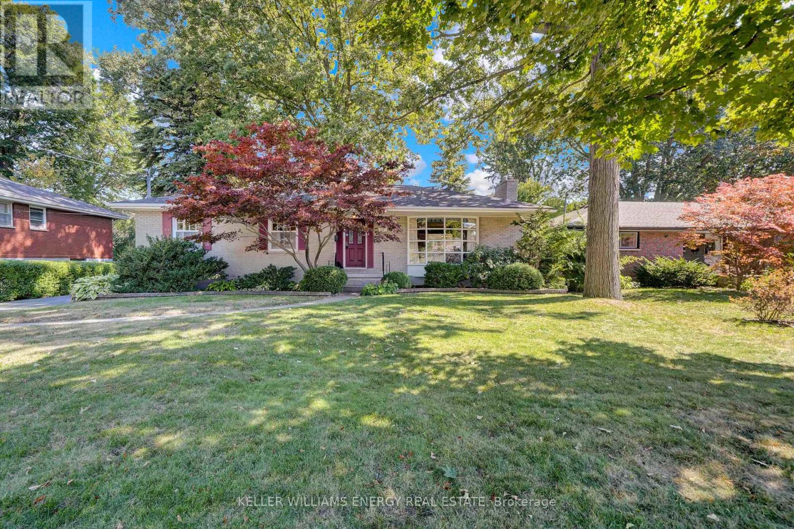 15 SOUTHWOOD CRESCENT, belleville (belleville ward), Ontario