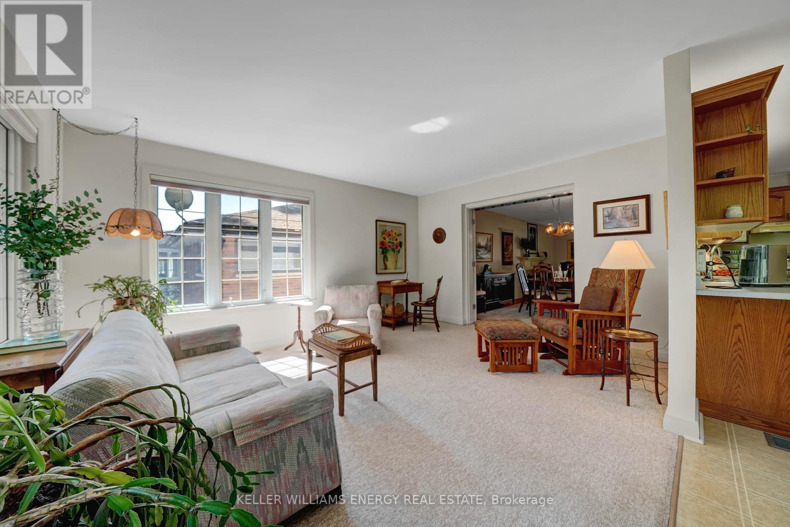 15 Southwood Crescent, Belleville (Belleville Ward), Ontario  K8N 1X4 - Photo 14 - X12455053