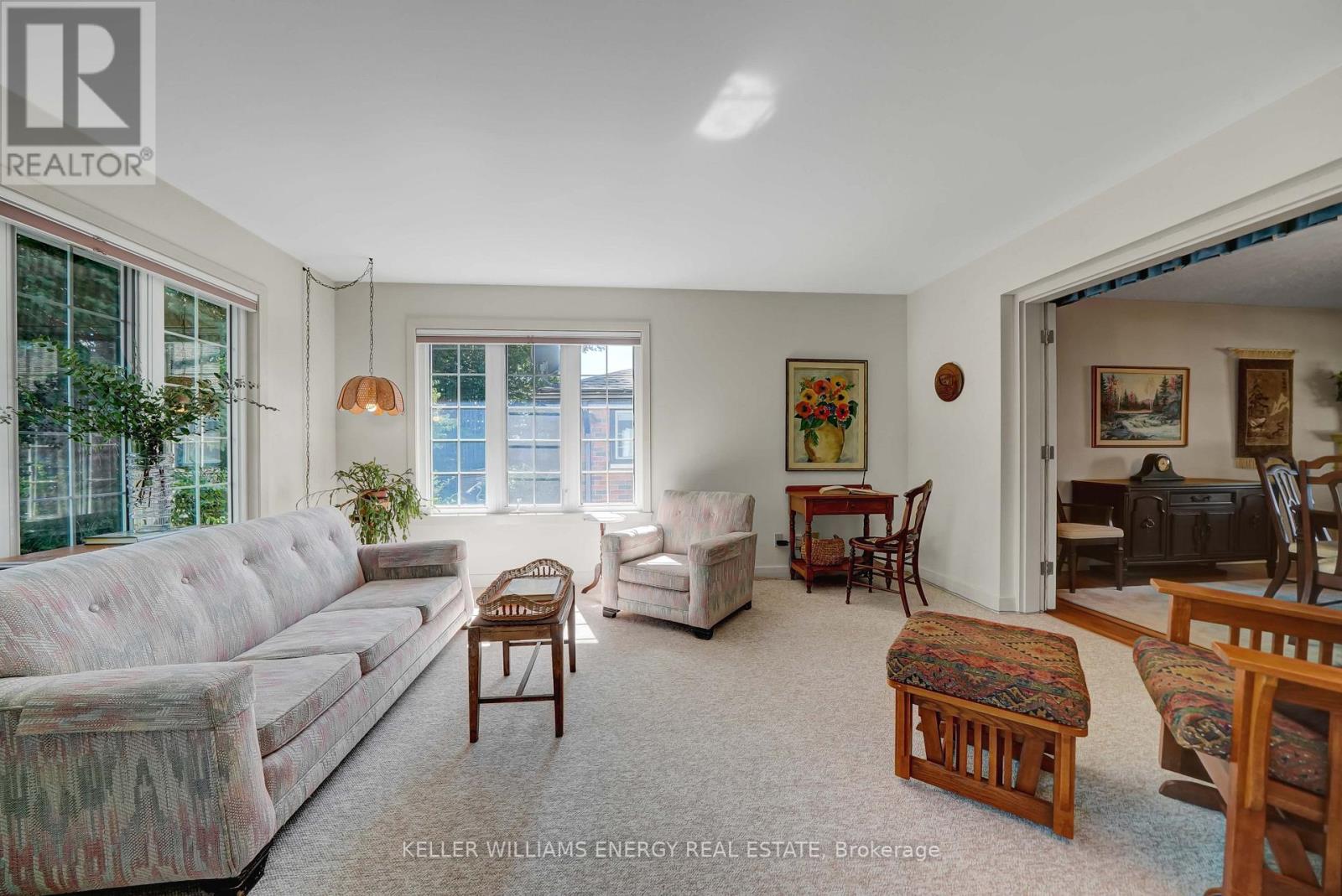 15 Southwood Crescent, Belleville (Belleville Ward), Ontario  K8N 1X4 - Photo 15 - X12455053