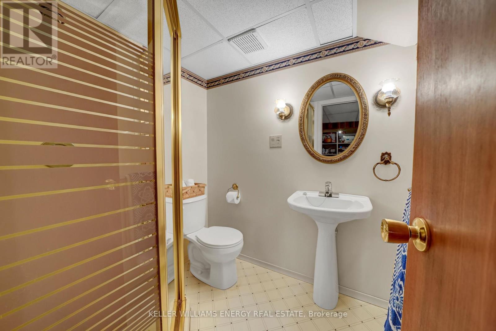 15 Southwood Crescent, Belleville (Belleville Ward), Ontario  K8N 1X4 - Photo 35 - X12455053