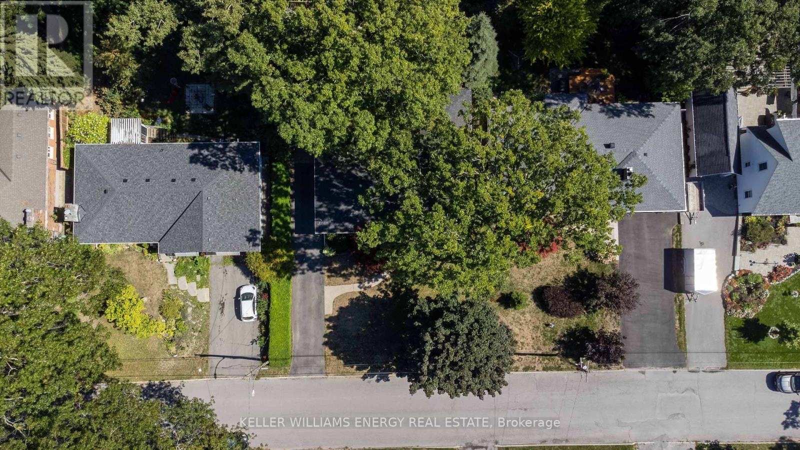 15 Southwood Crescent, Belleville (Belleville Ward), Ontario  K8N 1X4 - Photo 44 - X12455053