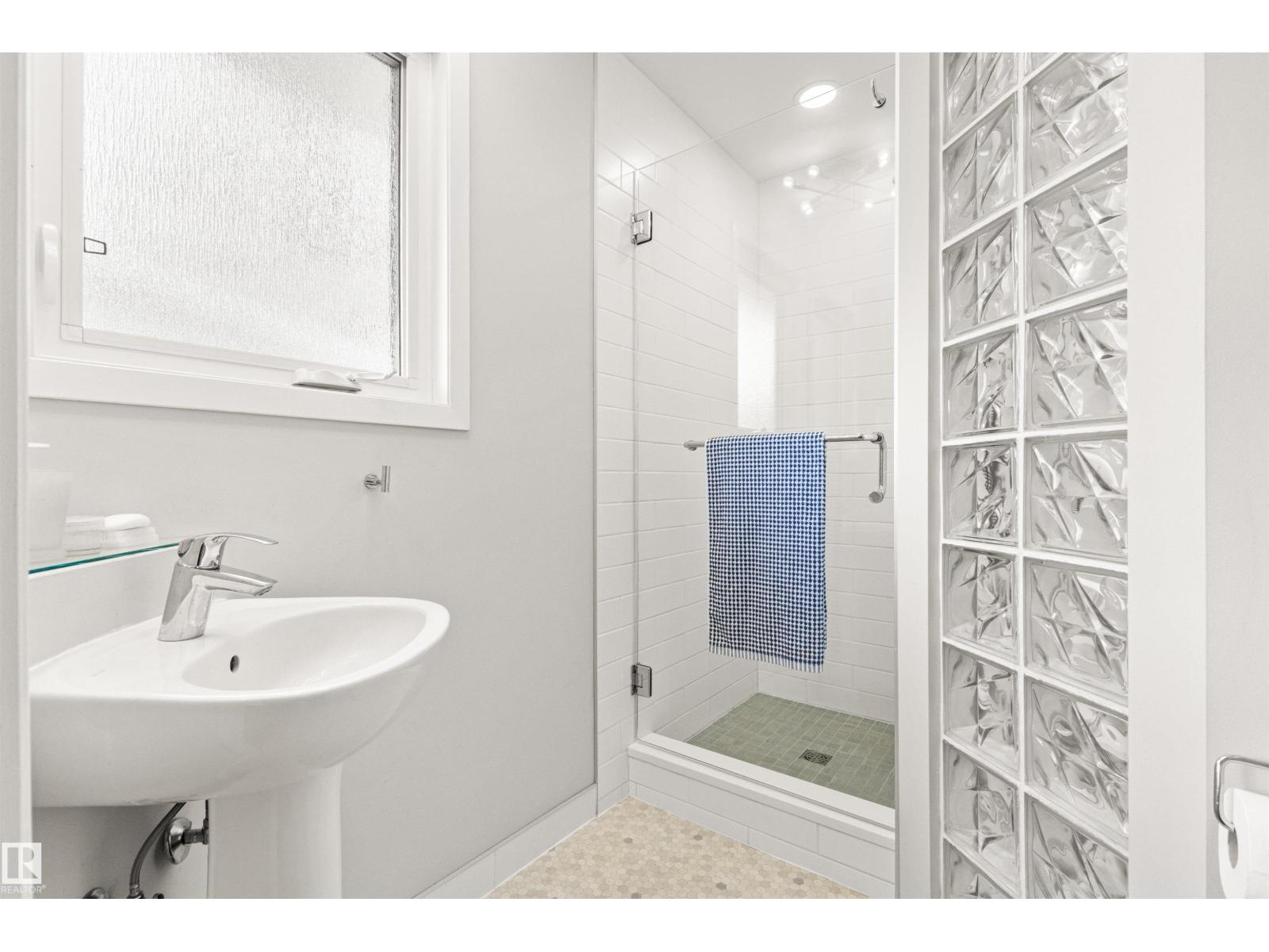 13004 63 Av Nw, Edmonton, Alberta  T6H 1S1 - Photo 37 - E4461524