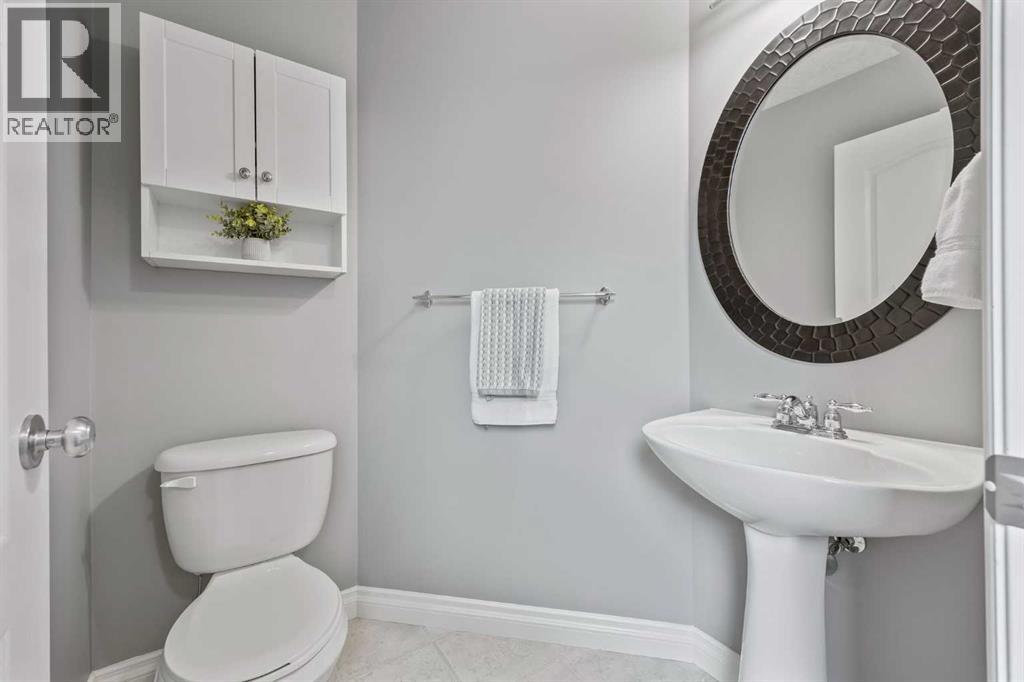 8916 Wentworth Avenue Sw, Calgary, Alberta  T3H 5N9 - Photo 12 - A2262261
