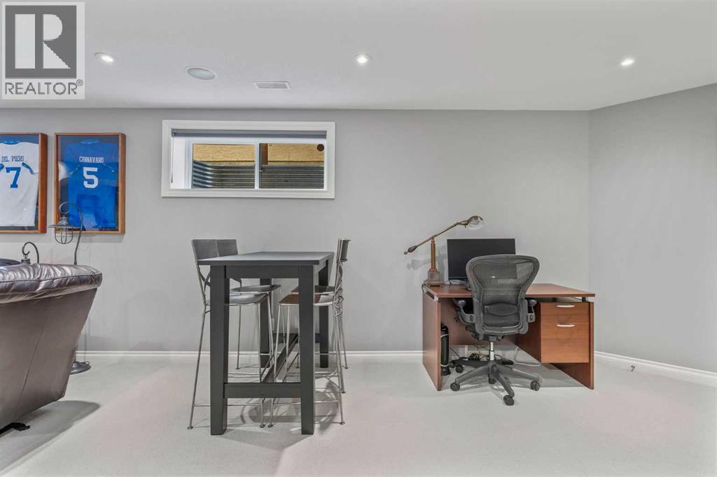 8916 Wentworth Avenue Sw, Calgary, Alberta  T3H 5N9 - Photo 26 - A2262261