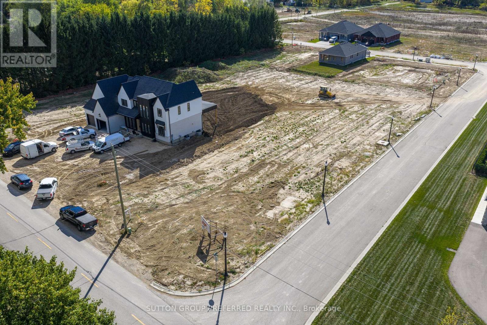 21839 Fairview Road, Thames Centre, Ontario  N0M 2P0 - Photo 12 - X12430707
