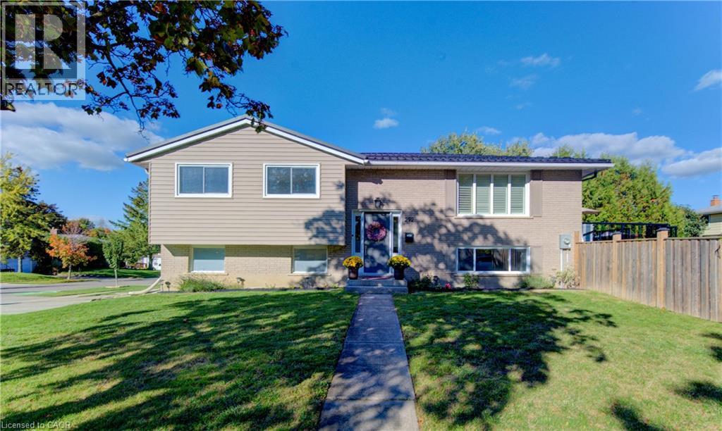 292 PARKMOUNT Drive, Waterloo, Ontario