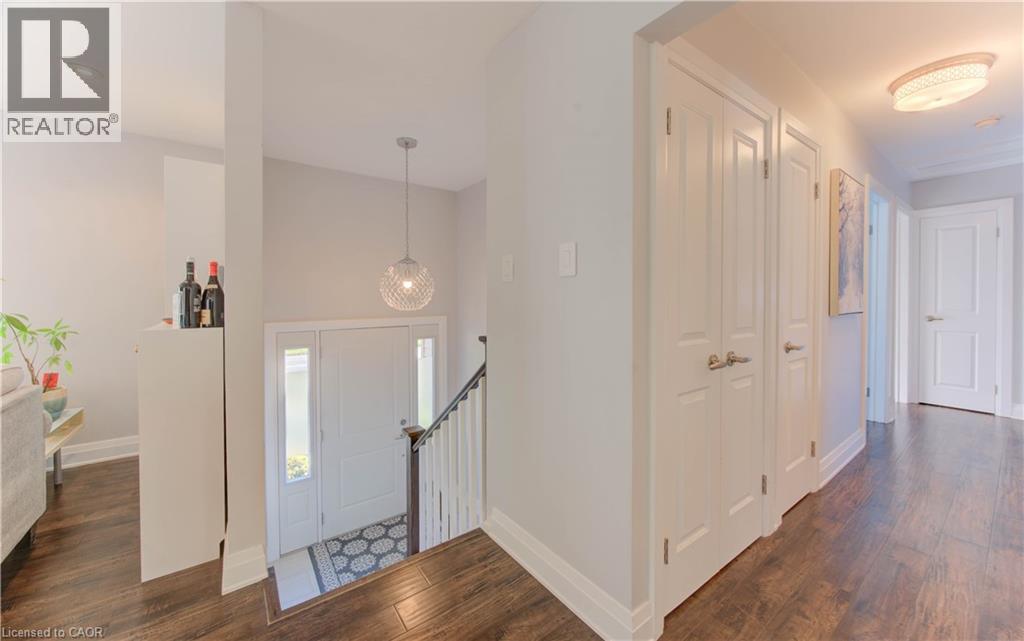 292 Parkmount Drive, Waterloo, Ontario  N2L 5S2 - Photo 23 - 40776543