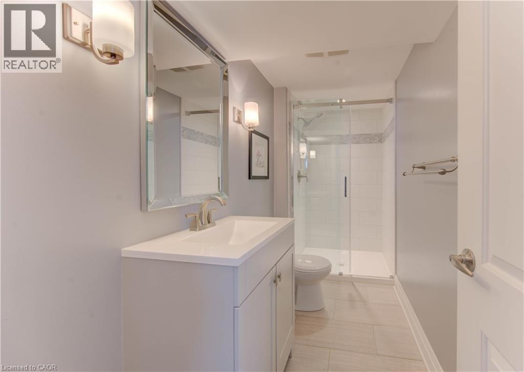 292 Parkmount Drive, Waterloo, Ontario  N2L 5S2 - Photo 28 - 40776543