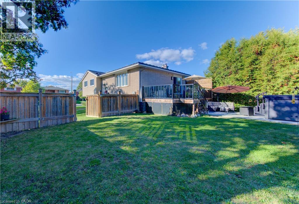 292 Parkmount Drive, Waterloo, Ontario  N2L 5S2 - Photo 30 - 40776543
