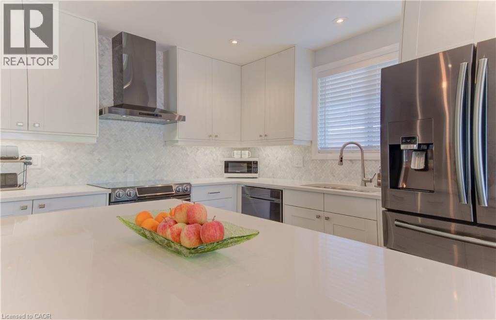 292 Parkmount Drive, Waterloo, Ontario  N2L 5S2 - Photo 9 - 40776543