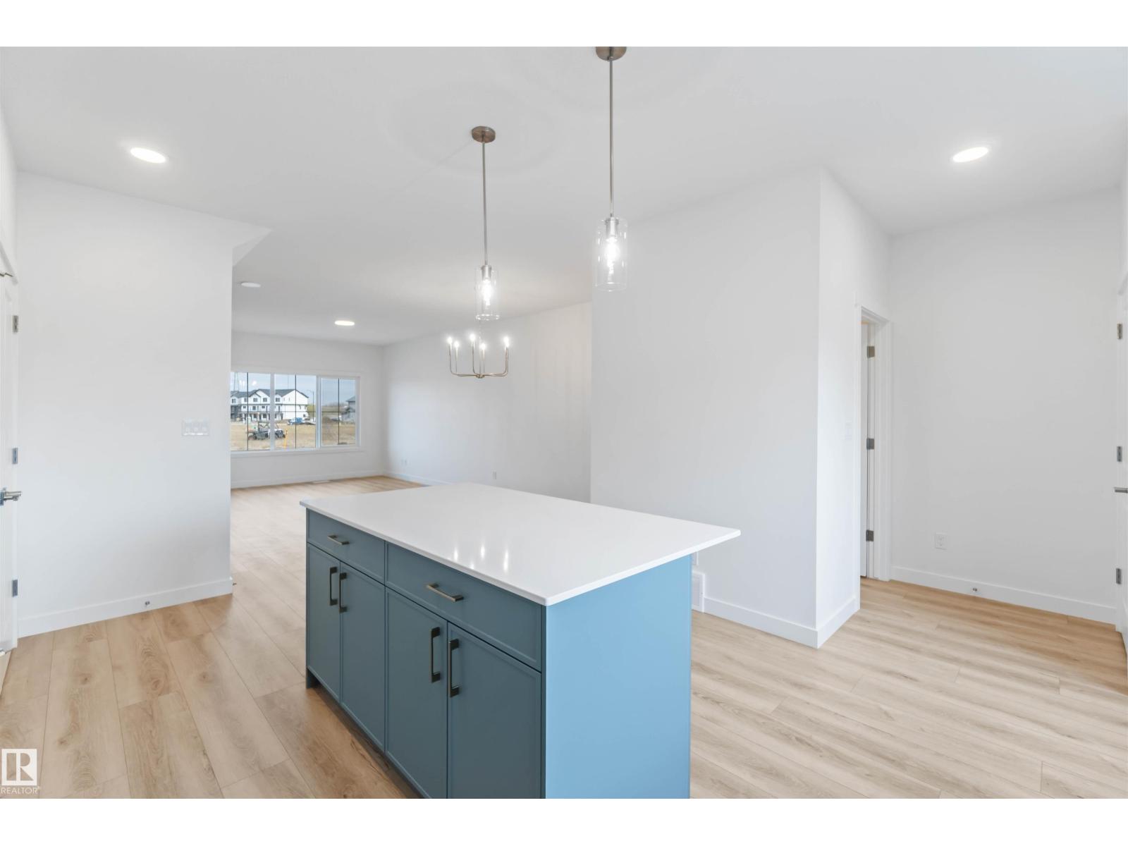 1013 Aster Bv Nw, Edmonton, Alberta  T6T 2W8 - Photo 13 - E4460449