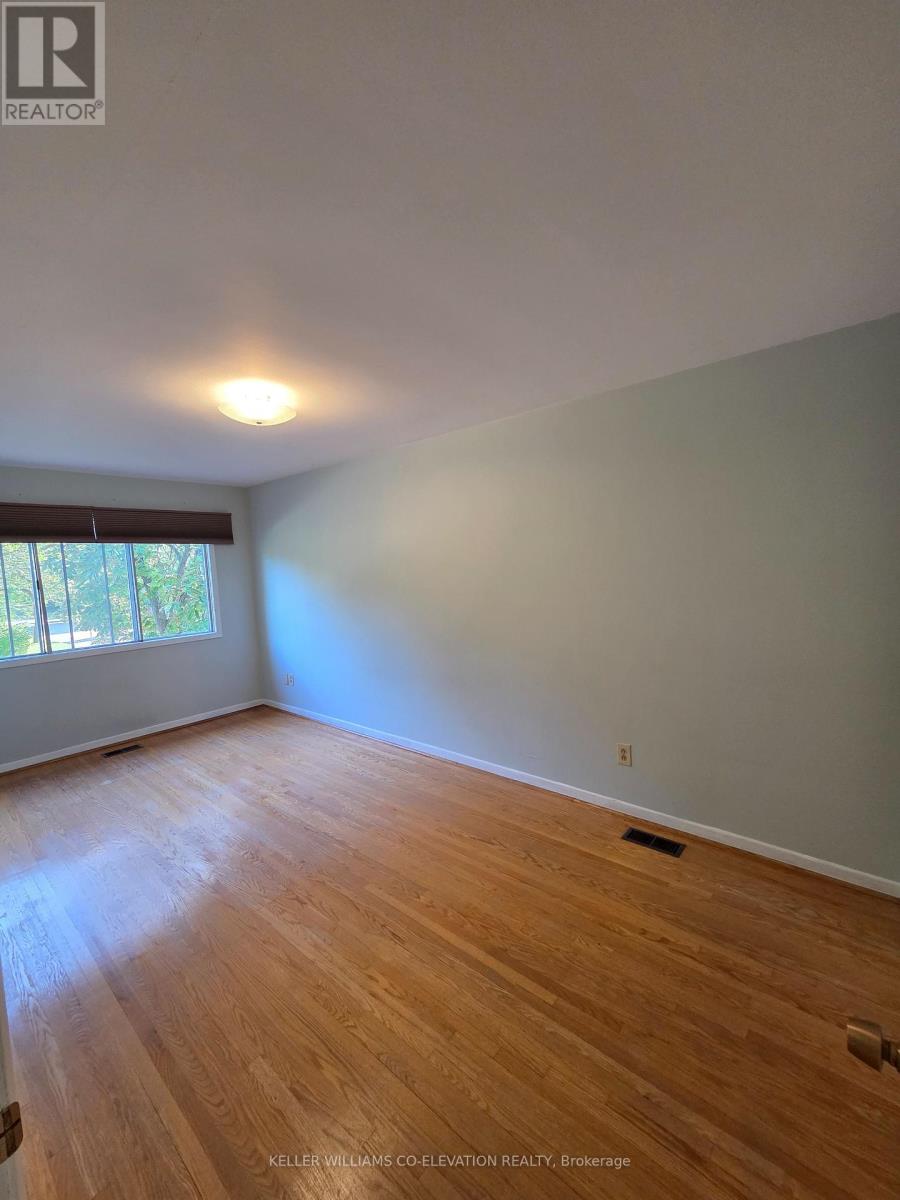 36 Danville Drive, Toronto, Ontario  M2P 1J1 - Photo 19 - C12449526
