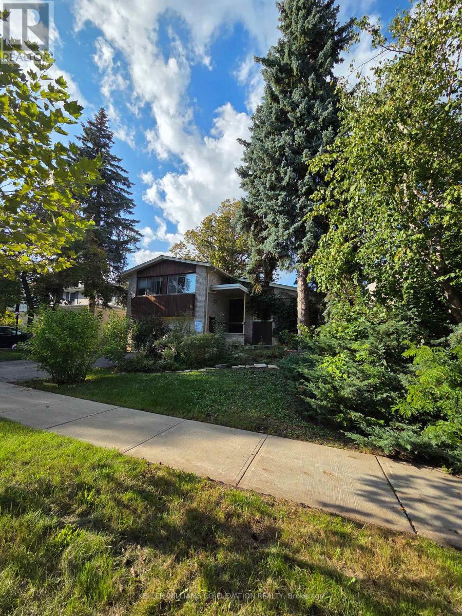36 Danville Drive, Toronto, Ontario  M2P 1J1 - Photo 2 - C12449526
