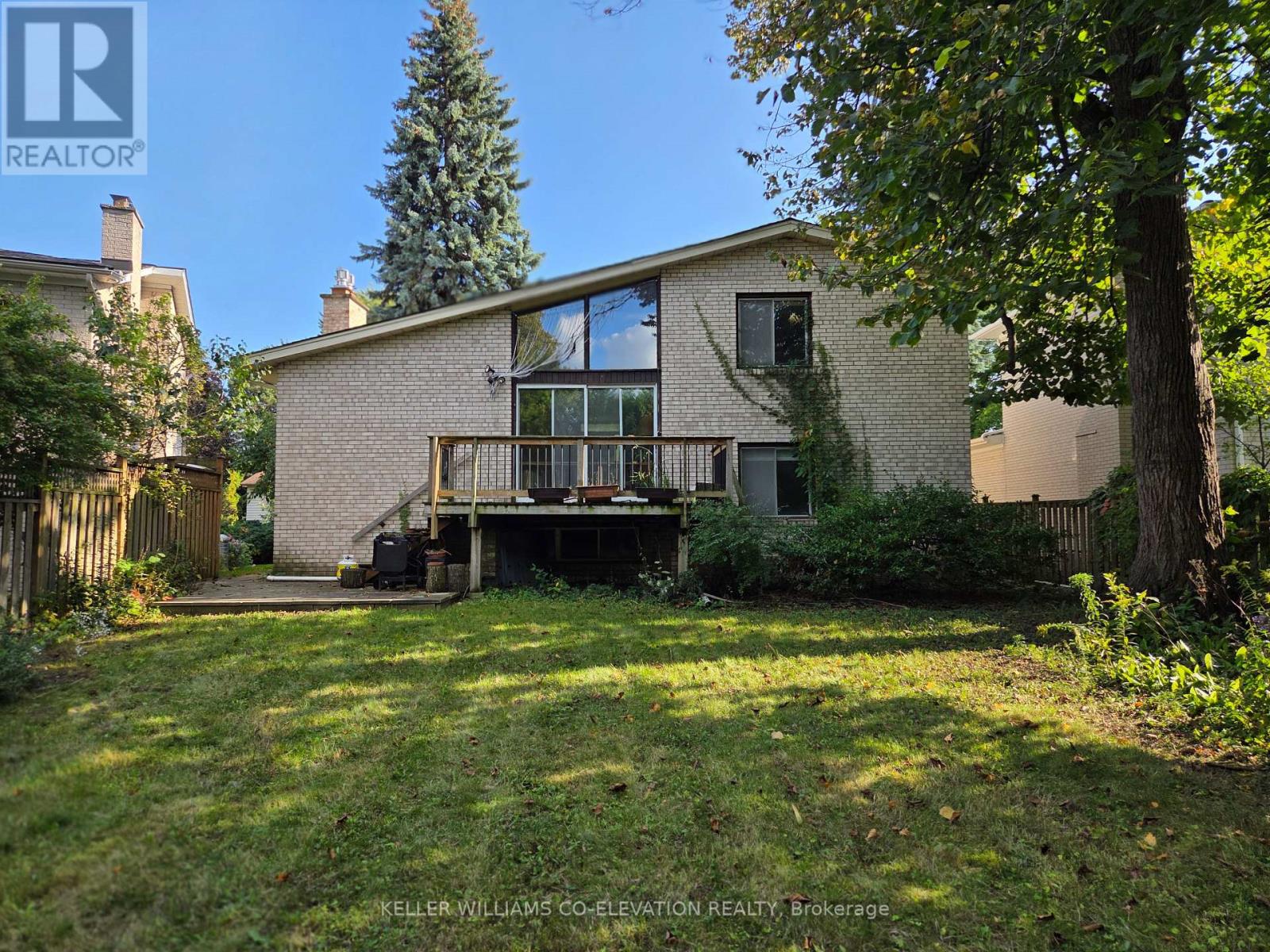 36 Danville Drive, Toronto, Ontario  M2P 1J1 - Photo 12 - C12449526