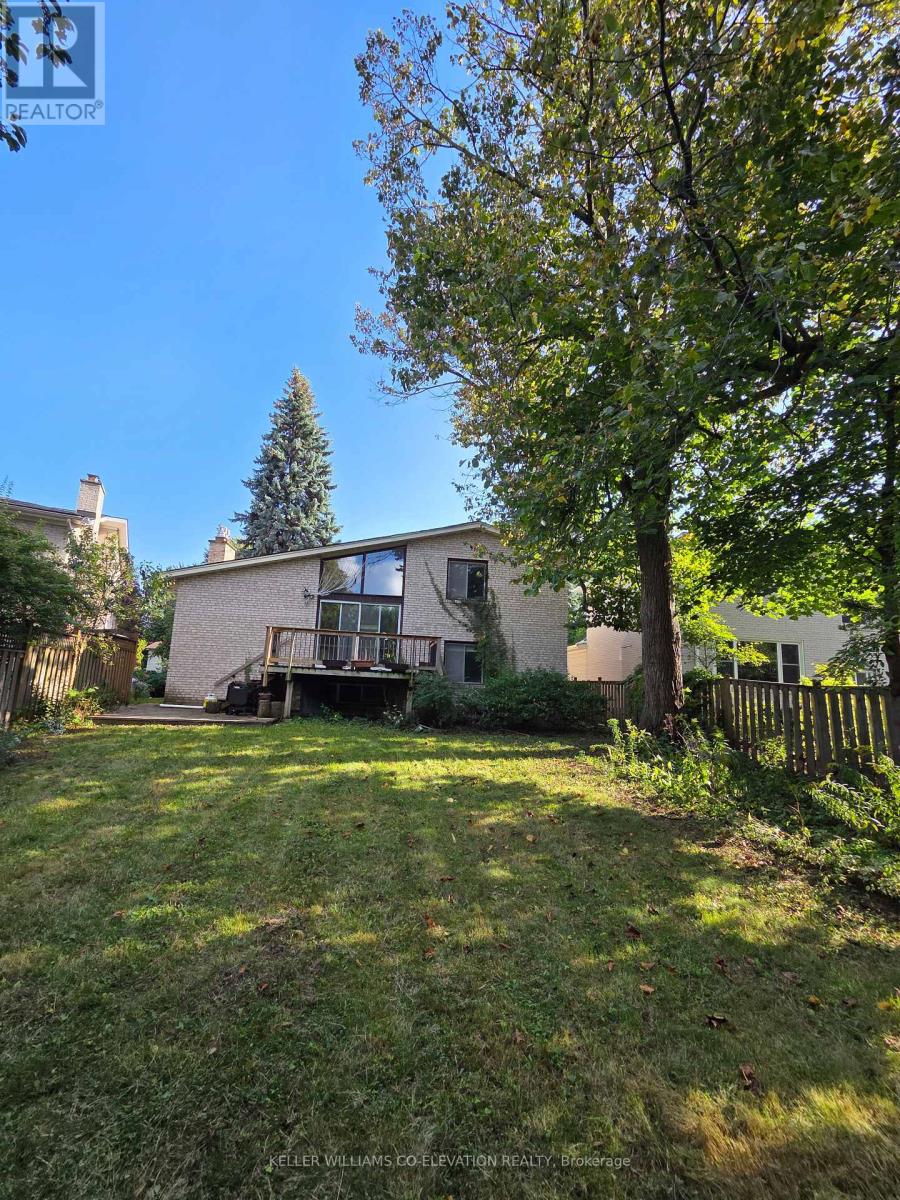 36 Danville Drive, Toronto, Ontario  M2P 1J1 - Photo 13 - C12449526