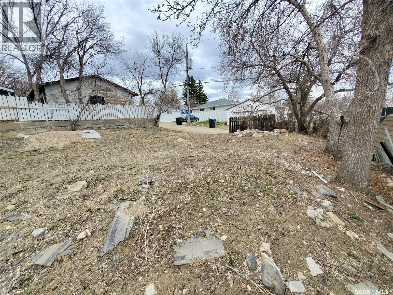 311 10th Avenue Nw, Swift Current, Saskatchewan  S9H 1B7 - Photo 11 - SK020552