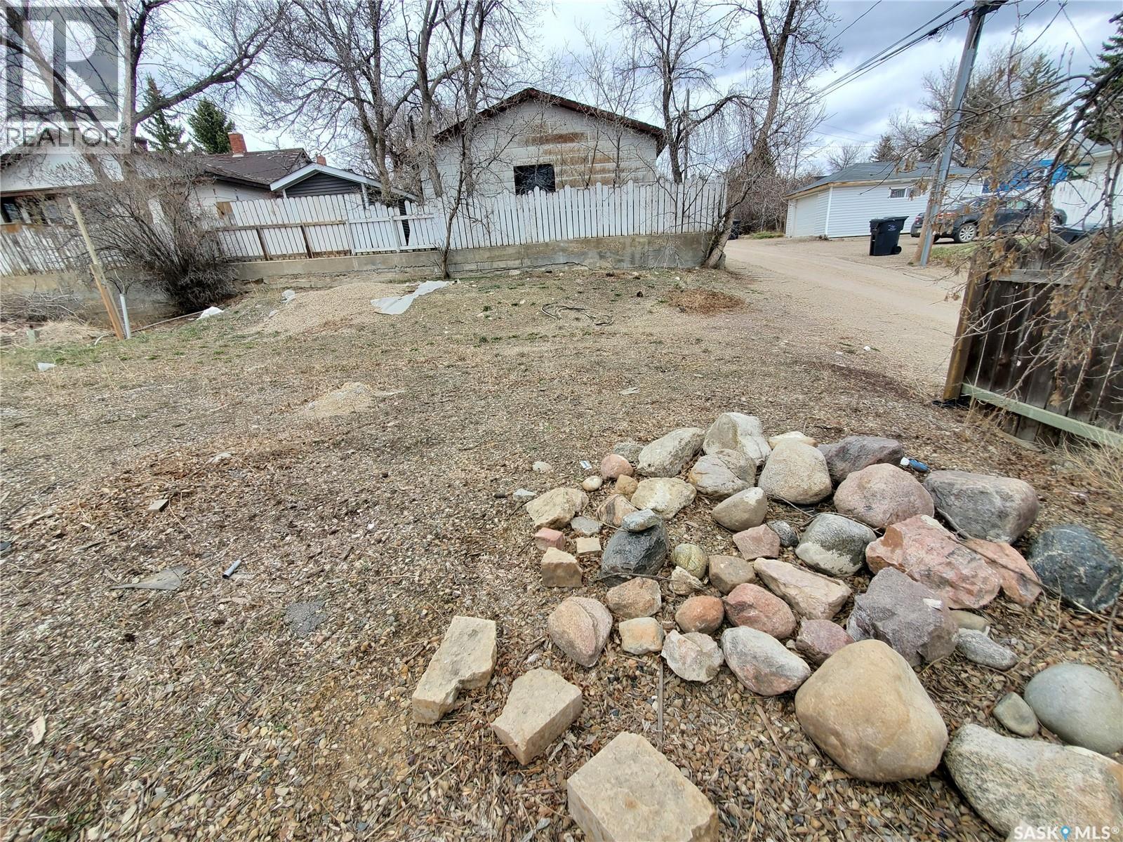 311 10th Avenue Nw, Swift Current, Saskatchewan  S9H 1B7 - Photo 13 - SK020552