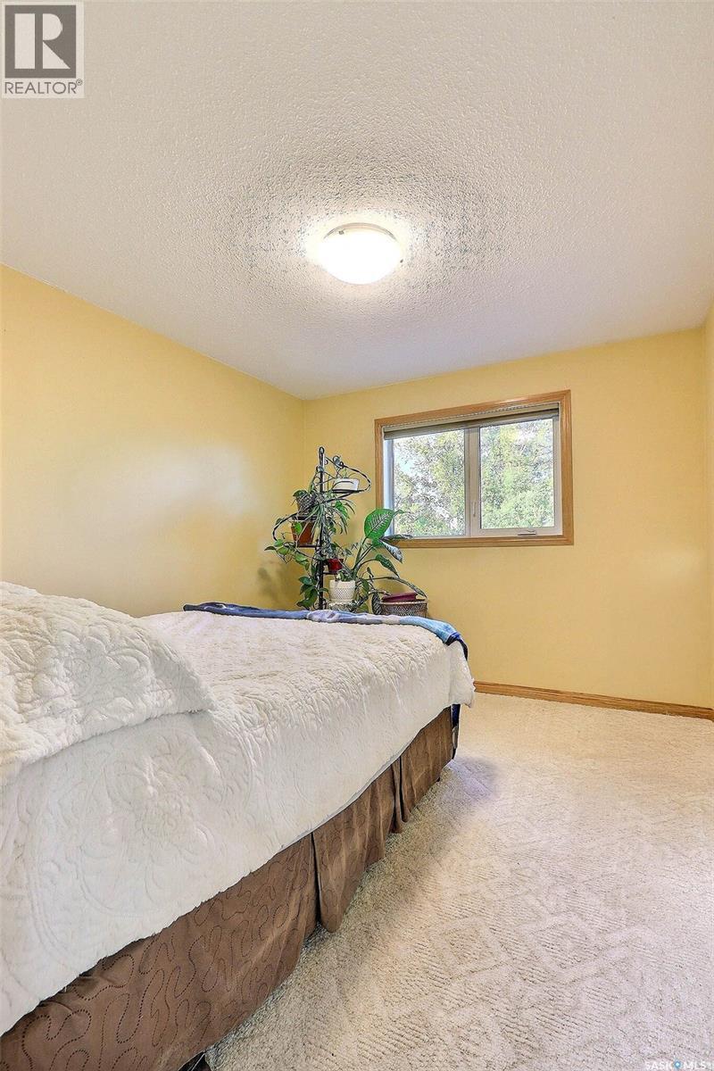 3043 Erickson Crescent, Prince Albert, Saskatchewan  S6V 6P8 - Photo 10 - SK020335