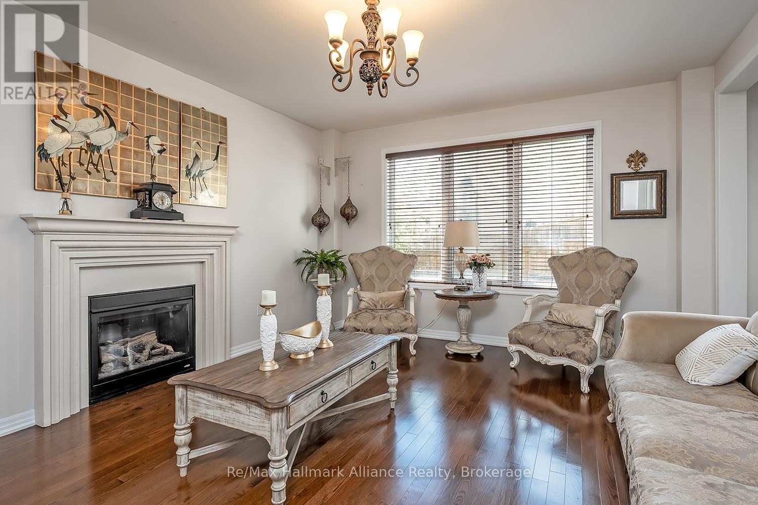177 Sixteen Mile Drive, Oakville, Ontario  L6M 0T7 - Photo 10 - W12455075