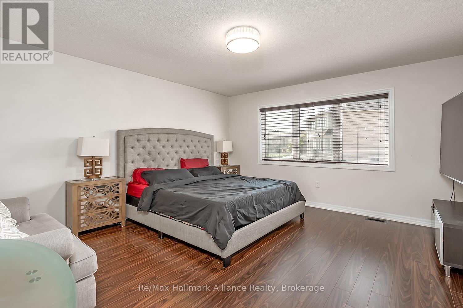 177 Sixteen Mile Drive, Oakville, Ontario  L6M 0T7 - Photo 20 - W12455075