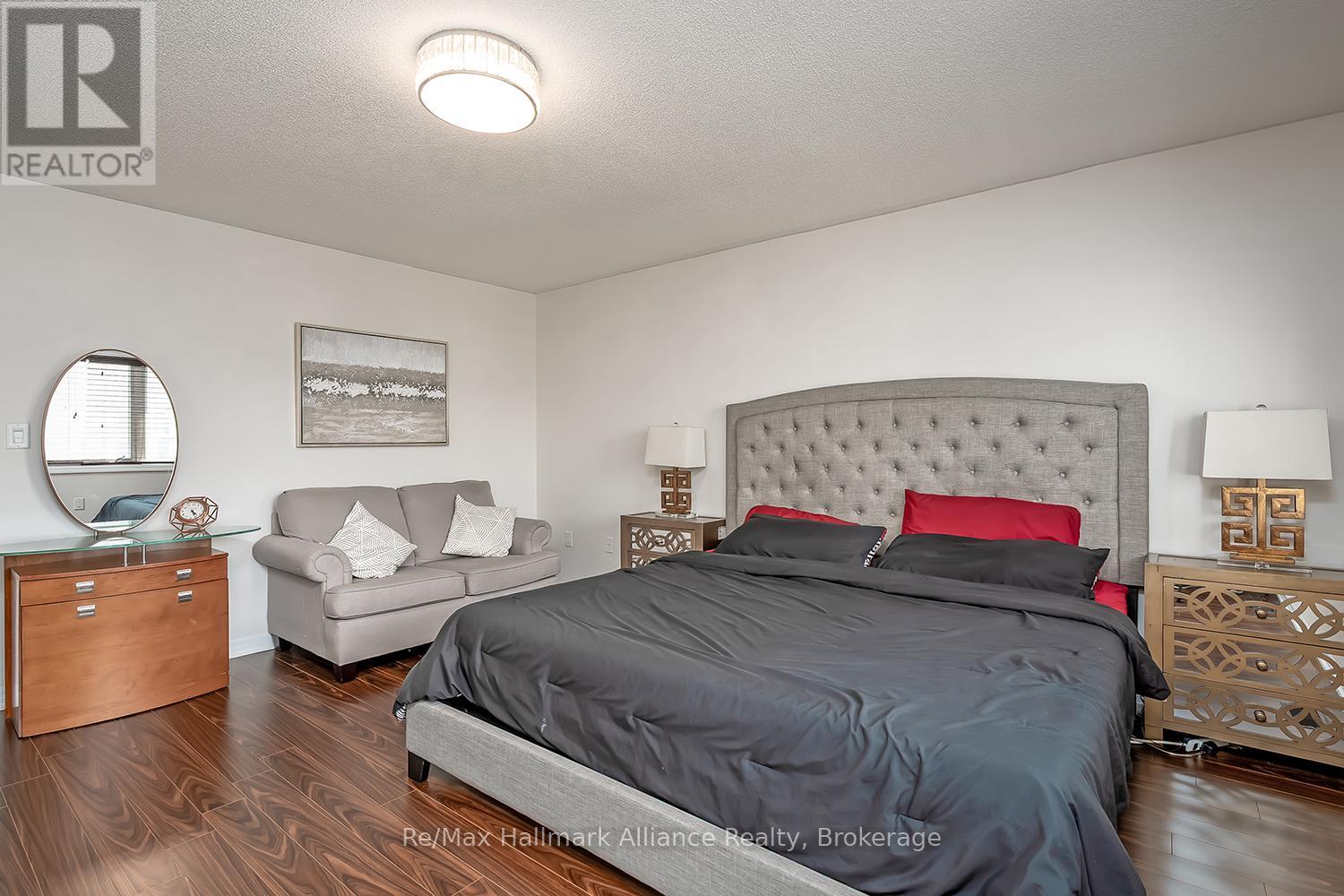 177 Sixteen Mile Drive, Oakville, Ontario  L6M 0T7 - Photo 21 - W12455075