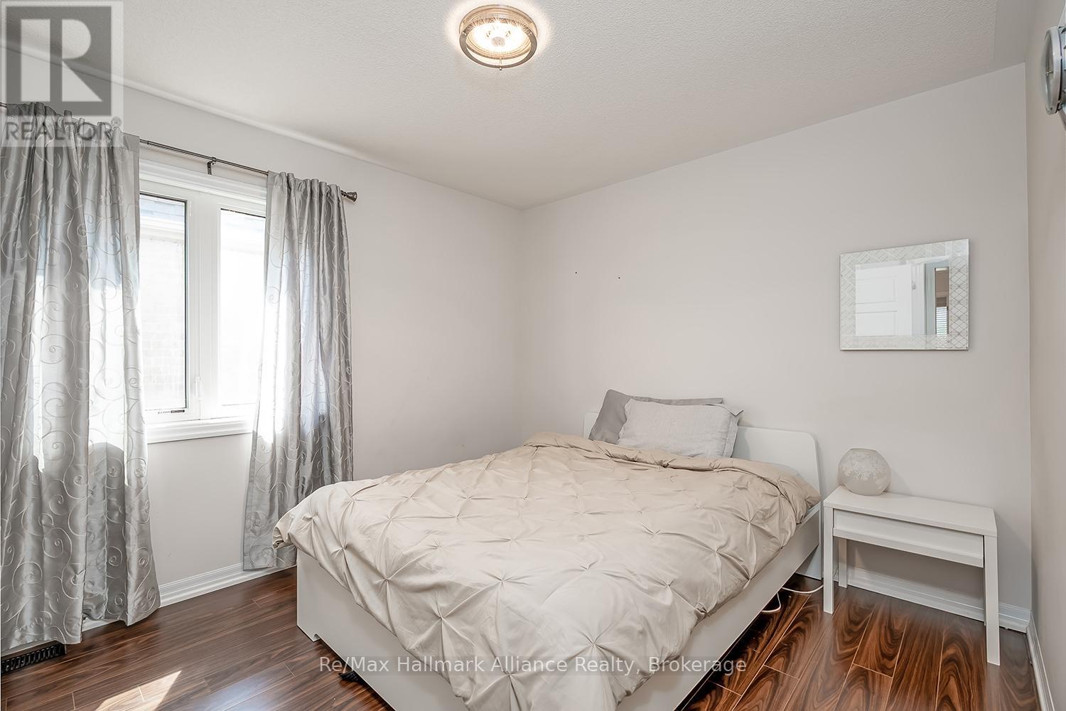177 Sixteen Mile Drive, Oakville, Ontario  L6M 0T7 - Photo 25 - W12455075