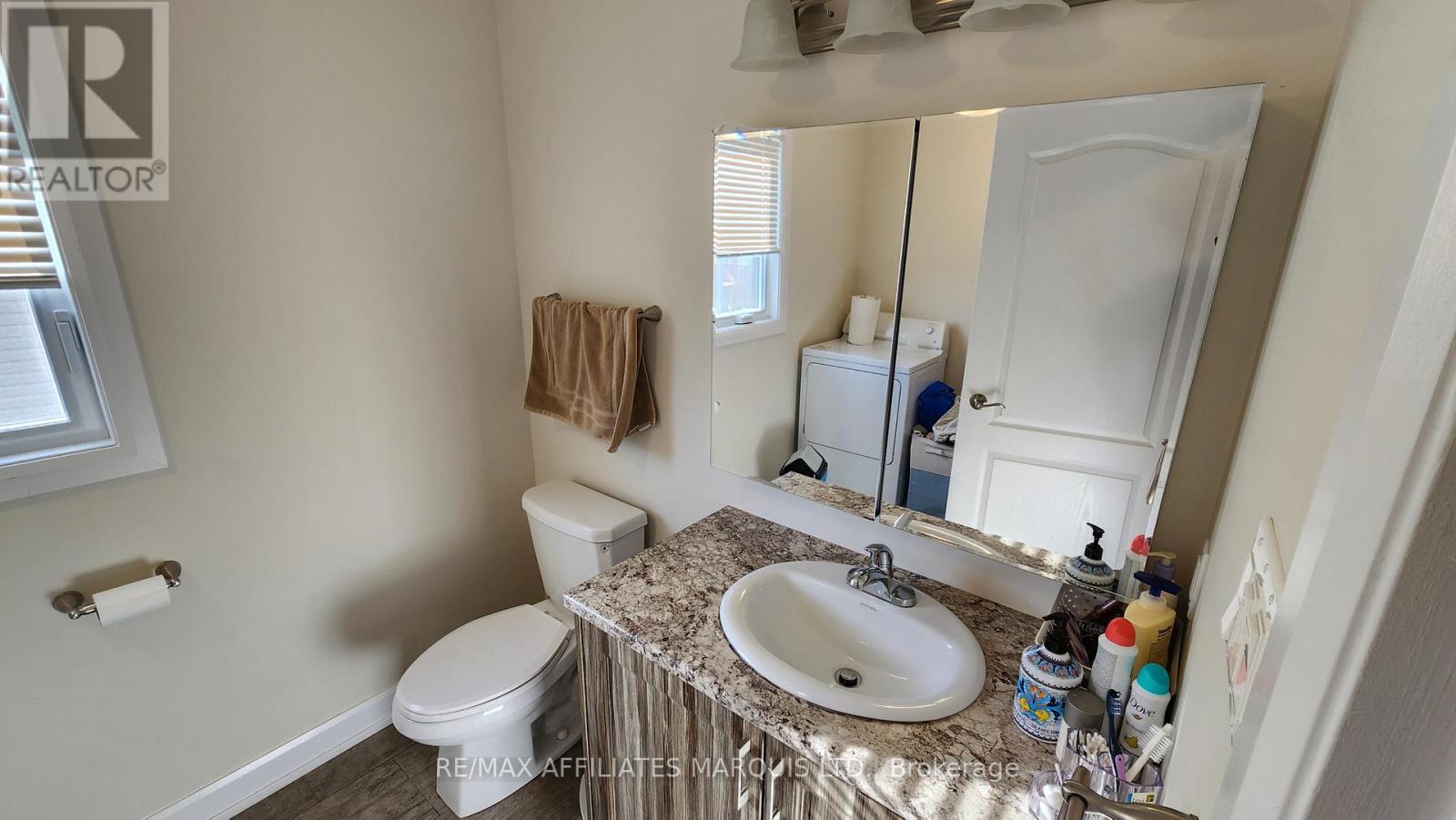 369 Belfort Crescent, Cornwall, Ontario  K6H 0H4 - Photo 10 - X12455163