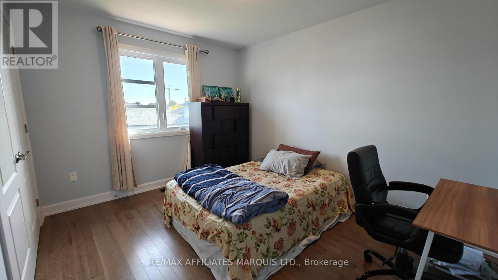 369 Belfort Crescent, Cornwall, Ontario  K6H 0H4 - Photo 13 - X12455163