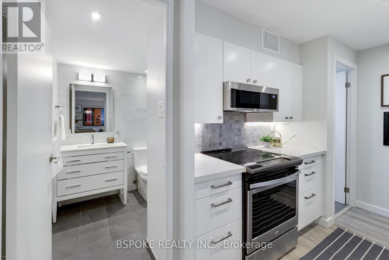 204 - 105 Mccaul Street, Toronto, Ontario  M5T 2X4 - Photo 11 - C12455032